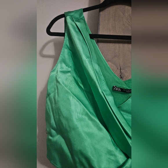ZARA Intense Green Sstin Effect Asymmetric Wrap Front Tie Top. Size Small - Picture 11 of 14